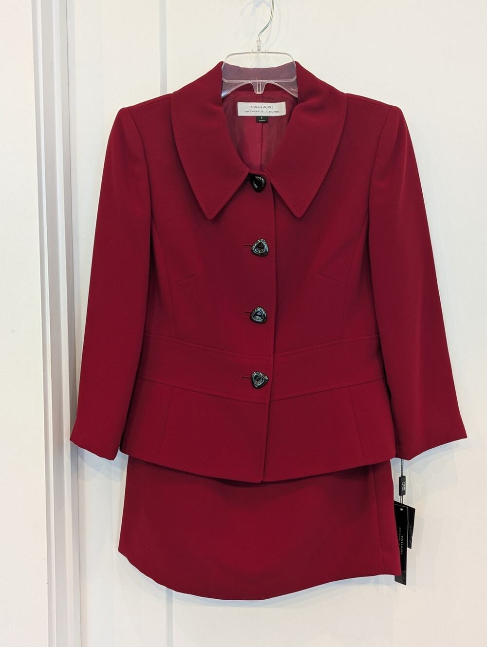 NWT Tahari Arthur S Levine Red 2 Pc Skirt Suit Set Sz 6 Statement Buttons
